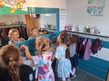 77894d14-863b-4d0b-80a6-8b8a387cdb39