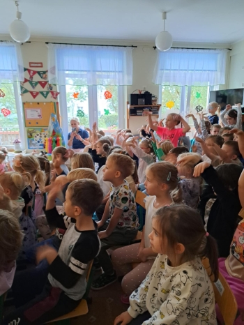 78f2bd34-c058-4c02-bd5e-afc815ba6d40