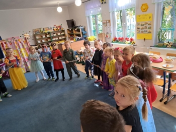 4ff67c4b-0ca4-488d-b63e-a839dd33aadd