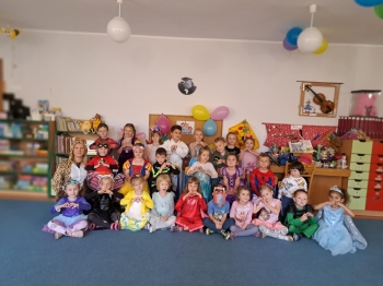 76049725-af79-4e35-87d3-a26771d32c45