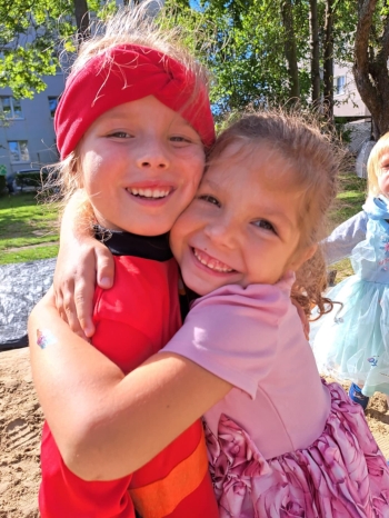 bb19fb6b-d533-4069-9681-c76a53553398