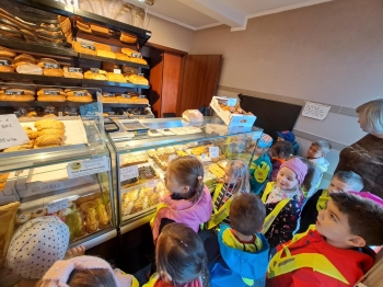 9ce41dac-973a-4d93-be02-184e06f561a4