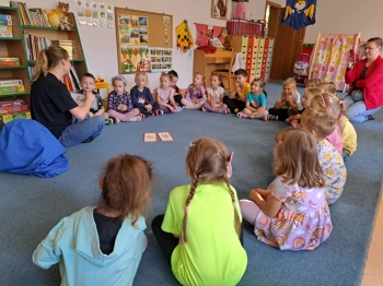 aa7a2b48-7489-4df7-ad0d-82f1298dfce0