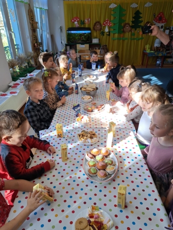 4b975b19-7d48-4ac1-8fed-736dd5e3cbe2