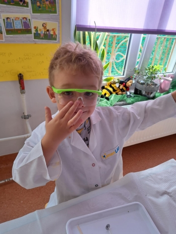 354e14b6-aa1f-4c41-ac8c-9603efe0b65a