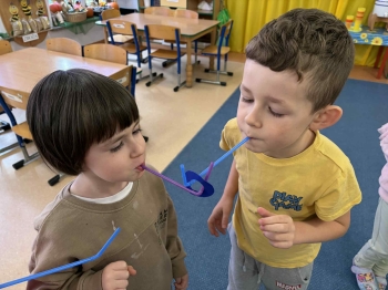 766ae1ad-67c0-43d3-b23c-425de7c1eb88