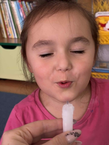 863b826c-1f5f-4511-9226-3582b378d51f