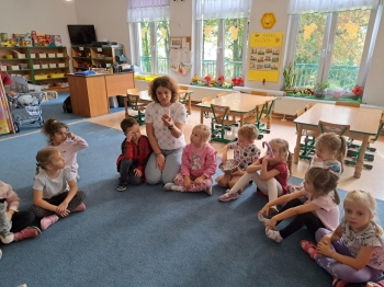 dbb4964e-fb54-4da2-9956-374dd7cf1022