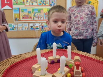 edc40326-87ba-4313-b8e6-fd7147458f38