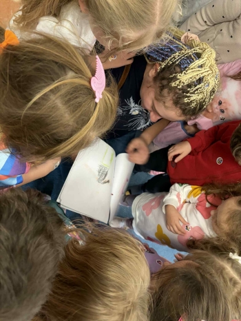 555e3702-c770-406c-b352-230466d62228