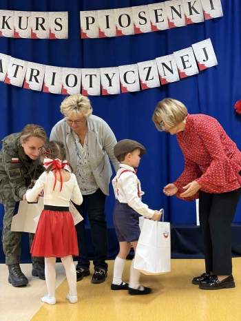 907be3ae-3696-4604-b5b0-ea7803a0e25b