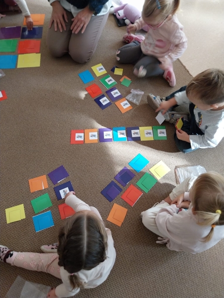 Zabawy rozwijające myślenie matematyczne w ramach programu „Klucz do uczenia się...