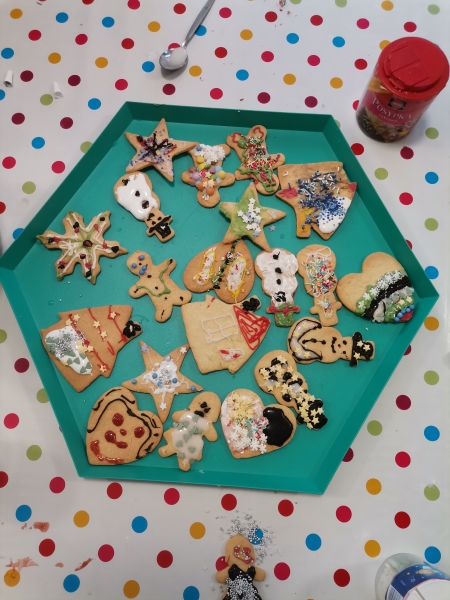 ŚWIĄTECZNE CIASTECZKA