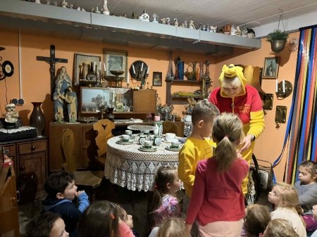 SPOTKANIE Z PANIĄ BIBLIOTEKARKĄ